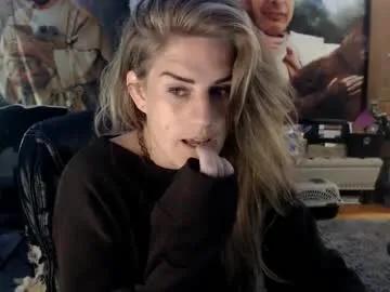 katiecutie_5 on Chaturbate