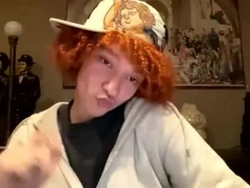 kenny_brahms — GOAL: kiss [1 tokens remaining] Welcome to my room! #18 #bigdick #femboy #twink #new