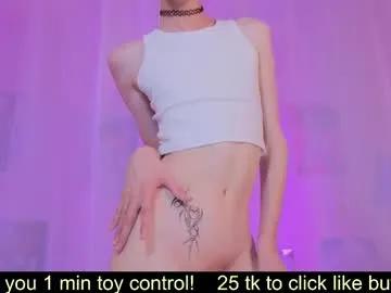 kira_long on Chaturbate