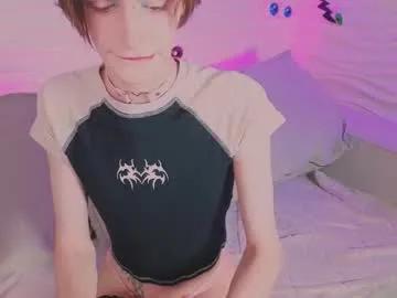 kira_long on Chaturbate