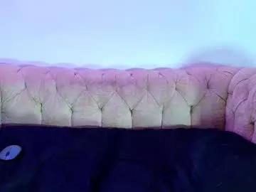 Freechat kira_mackenzie on Chaturbate