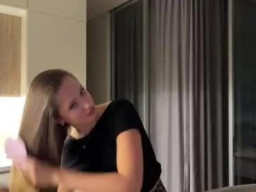 kiramystery — sexy dance [1234 tokens remaining]Hey guys! #tease #shy #natural #bigass #nonude