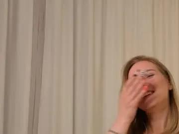 Freechat l1n4luv on Chaturbate