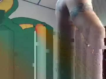 latinfyre on Chaturbate