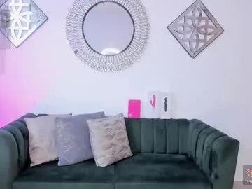 layla_breezee_ on Chaturbate