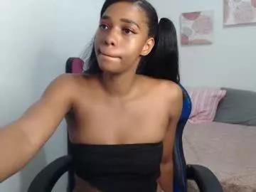 linda_581 on Chaturbate