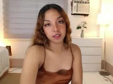 louisassy on Chaturbate