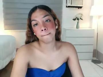louisassy on Chaturbate