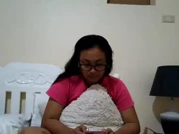 lovelyquey — hi guys make my day 1,000 tokens only! tips for request  #tits 30toks  #pussy 60toks  #butt  70toks  #naked  300toks   #pinay  enjoy! thanks in advance! kisses  and hugs]