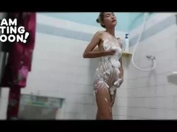 lovelythaiangel on Chaturbate