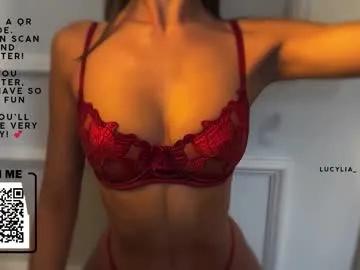 Freechat lucylia_ on Chaturbate