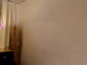 lucylovelyy1 on Chaturbate