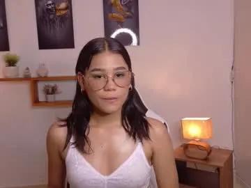 luna_sofia_1110 — GOAL: spank ur ass + close up [30 tokens remaining] My first day, Do you want to fuck all my holes? #18 #smalltits #anal #tattoo #squirt