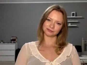 lux_millie on Chaturbate