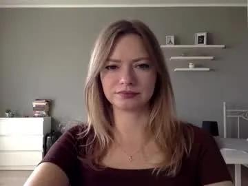 lux_millie on Chaturbate