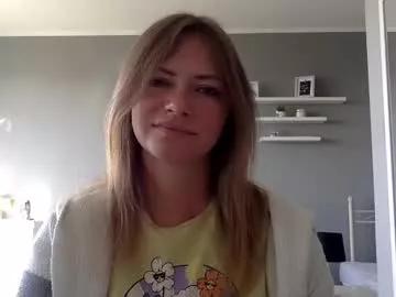 lux_millie on Chaturbate