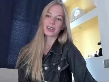 magic_couple13 on Chaturbate