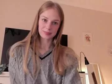 magic_couple13 on Chaturbate