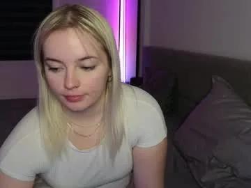 margot_robbie7 — Spy on my private for 60 tokens/minute.  #blonde #bigass #canadian #18 #teen