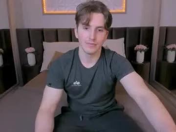 mark_yeti — Take off polo  #muscle #new #young #bigass #nonnude [300 tokens remaining]