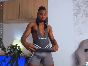 matteo_777 — Make me cum #bigcock #bigdick #ebony #lovense #bbc [1329 tokens remaining]