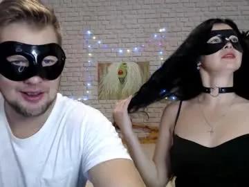 max_mila_888 — Kiss on the lips and show boobs [15 tokens left]