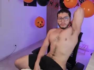 Freechat maxifit_ on Chaturbate