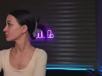 meowluv on Chaturbate