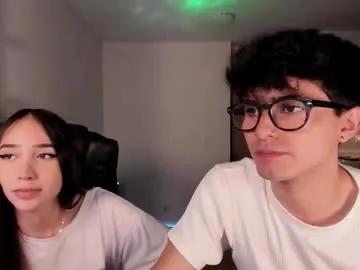 mikeyvioleta on Chaturbate