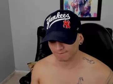 Freechat mikke_love on Chaturbate