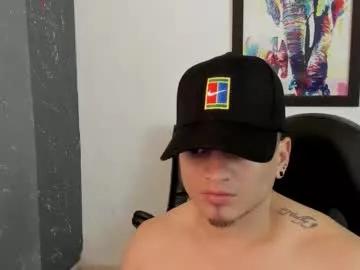 Freechat mikke_love on Chaturbate