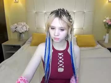 mila_kinor on Chaturbate