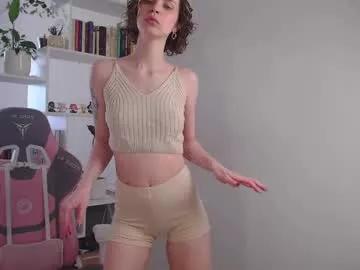 milly_ross23 on Chaturbate