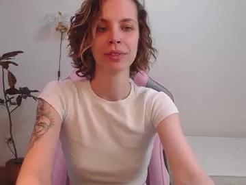 milly_ross23 on Chaturbate