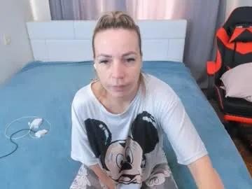 Private mmmmmargo on Chaturbate