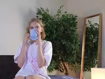 mrs_mills on Chaturbate