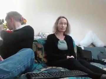 Freechat mrs_velvet_vixen_and_mr_stud on Chaturbate