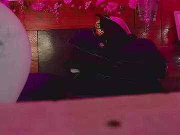 Freechat mssburbuja on Chaturbate