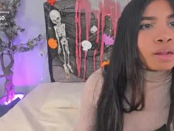 Away nahomycarterr on Chaturbate