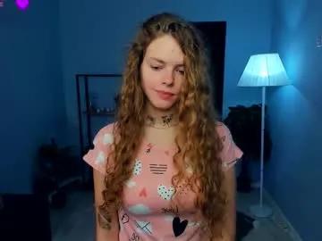 nataly_hello on Chaturbate