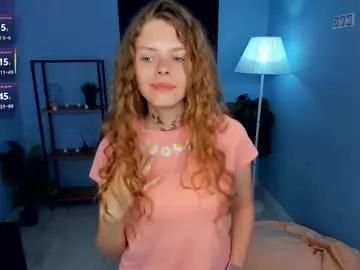 nataly_hello on Chaturbate