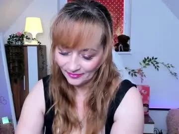 Freechat naughtymilane on Chaturbate