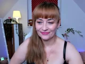 Freechat naughtymilane on Chaturbate