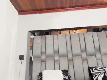 Freechat nikkysmiith on Chaturbate