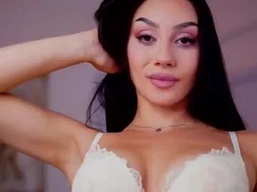 Freechat ninasolenne on Chaturbate