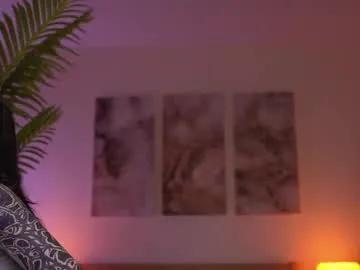 Freechat parasite_eve1 on Chaturbate