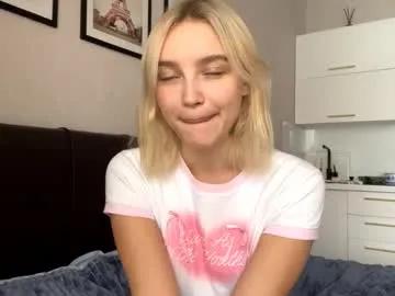 Freechat paztumminello on Chaturbate