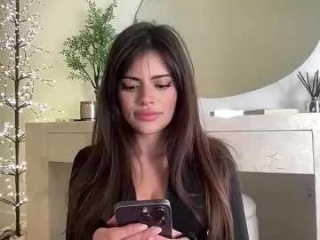 poutyselena — shorts off [525 tokens left] #new #booty #young #latina #college #roblox