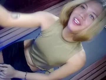 Freechat queena10 on Chaturbate