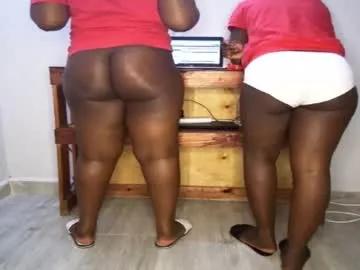 queenkiah on Chaturbate